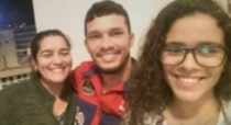 CAIU NA NET ENTEADA DA BAHIA FODENDO COM PADASTRO