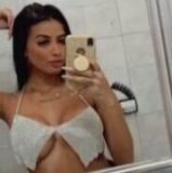 Kelly Oliveira pelada e fazendo Dupla Penetração