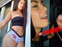 Luana Kazaki cavala mamando na cabine erótica doida pra ganha leite