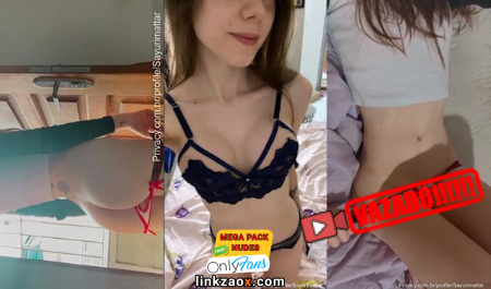 Sayuri Mattar mostrando a buceta